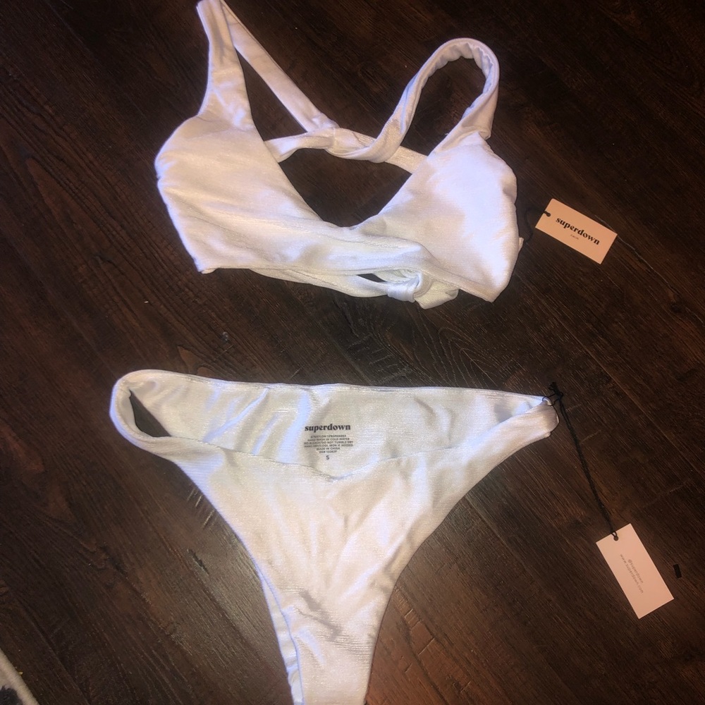 Superdown Bikini set - Picture 3 of 3